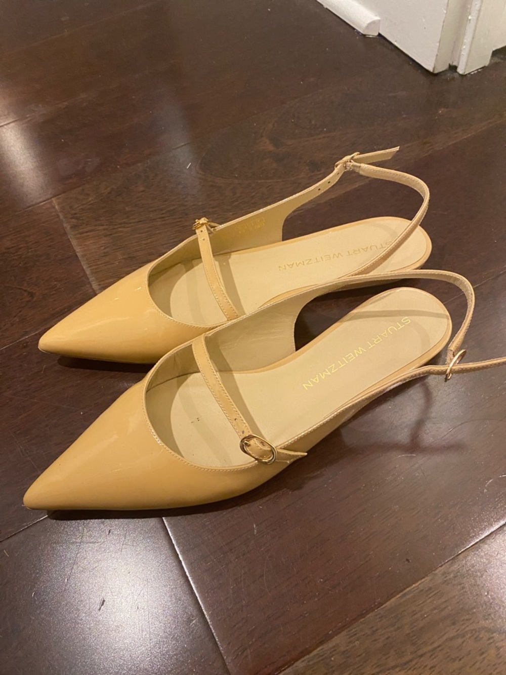 Stuart Weitzman Nude Patent Pointed Slingback Flats - Picture 2 of 6